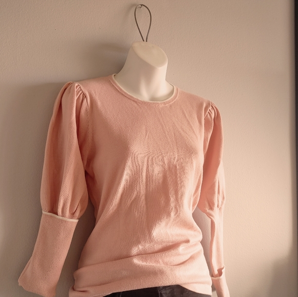 Riley & Rae small peach sweater - Picture 2 of 4